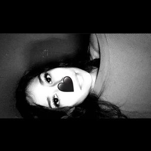 Meet your Posher, Cristal